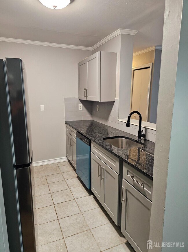 Building Photo - 1217 Aspen Dr