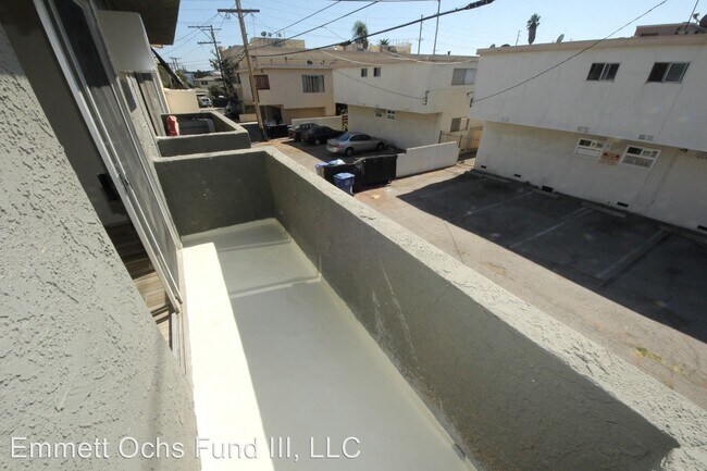 Building Photo - 1631 S Westgate Ave
