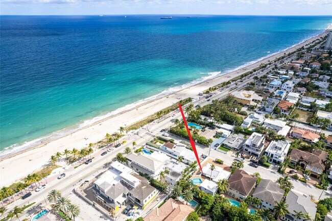 Foto del edificio - 3329 NE 17th St