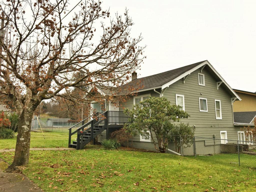Primary Photo - 224 N 3rd St