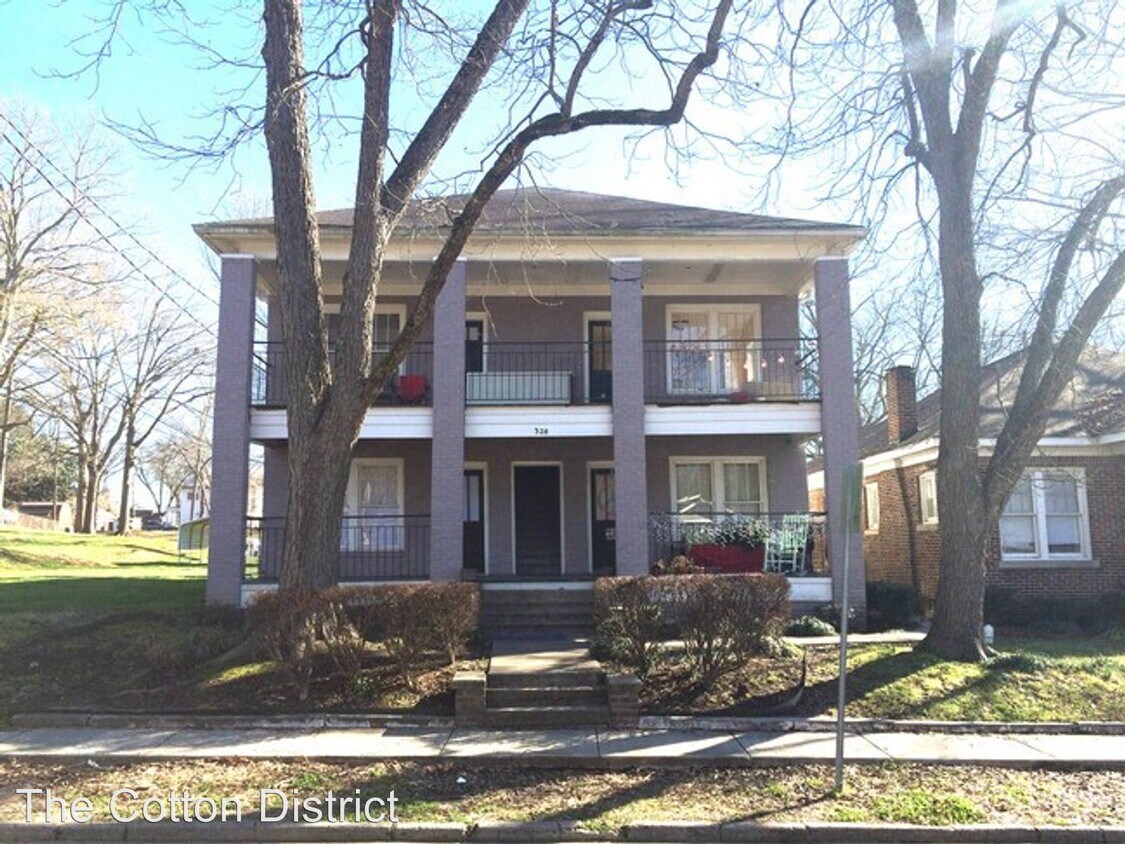 Primary Photo - 328 N Madison St