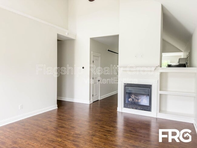 Foto del edificio - 222 Station House Rd