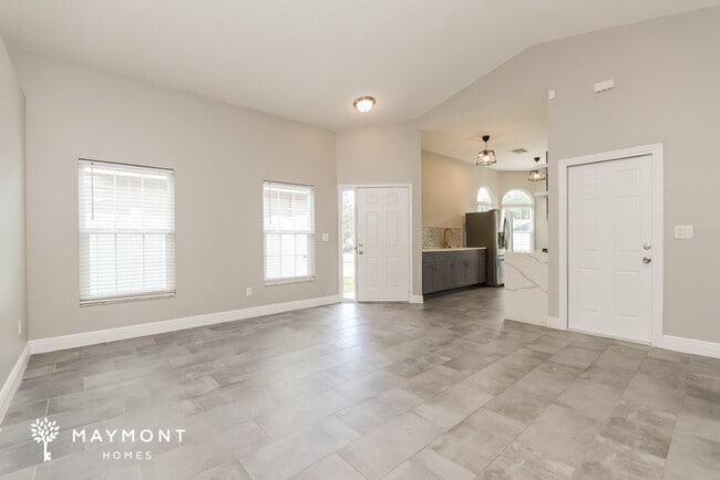 Building Photo - 1318 Oak Grove Ct