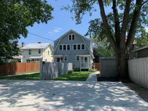 Building Photo - 2381 Glenmawr Ave
