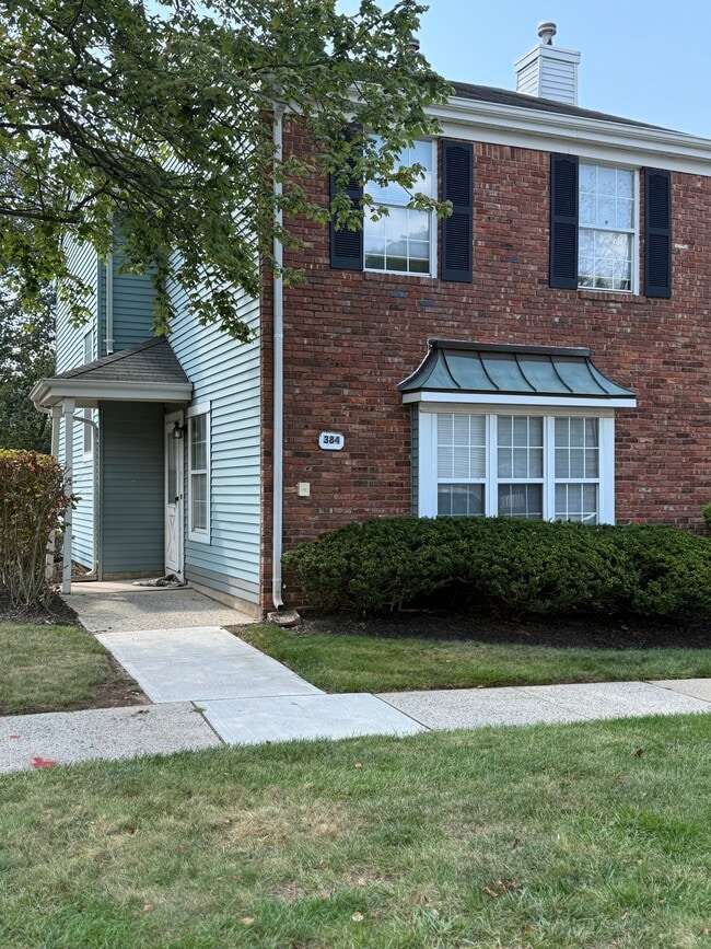 Building Photo - 384 Inwood Ct