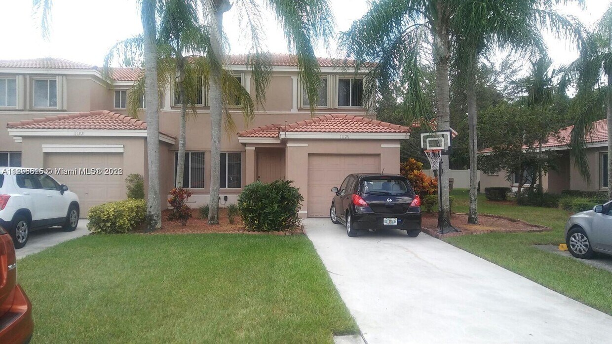 11124 SW 17th Manor, Davie, FL 33324 Townhome Rentals in Davie FL