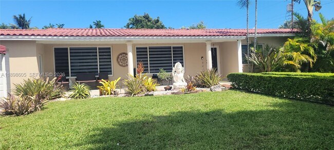 Foto del edificio - 6021 SW 62nd Pl