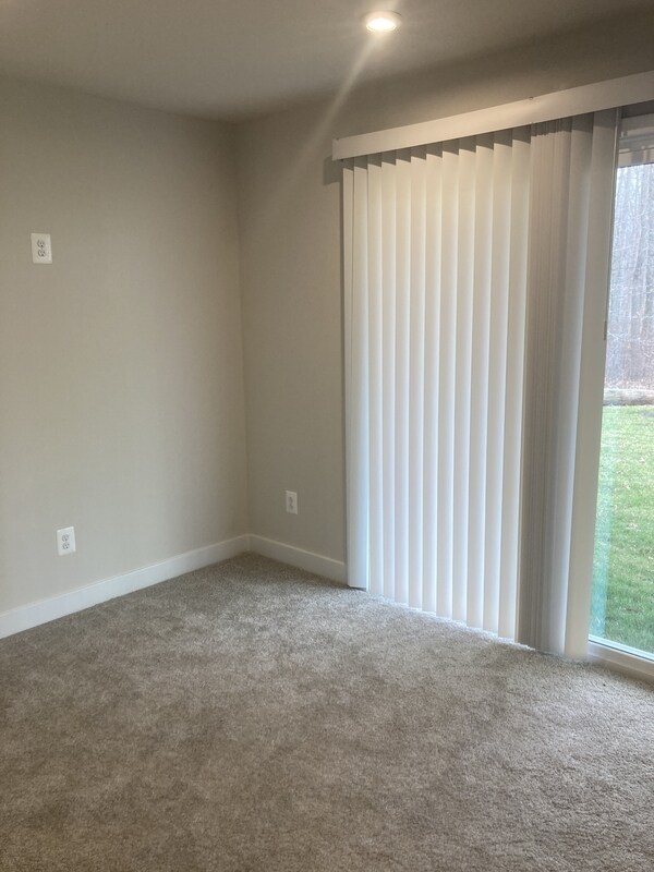 Foto del edificio - 1951 Bellac Wy