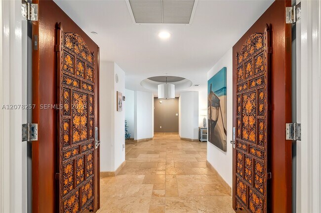 Foto del edificio - 19111 Collins Ave