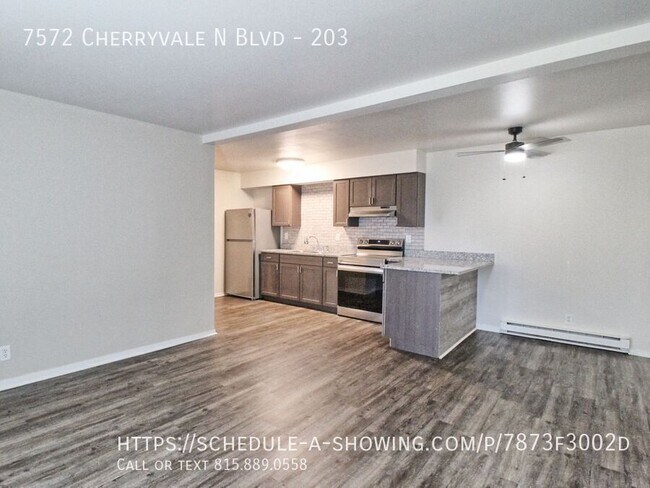 Foto del edificio - 7572 Cherryvale N Blvd