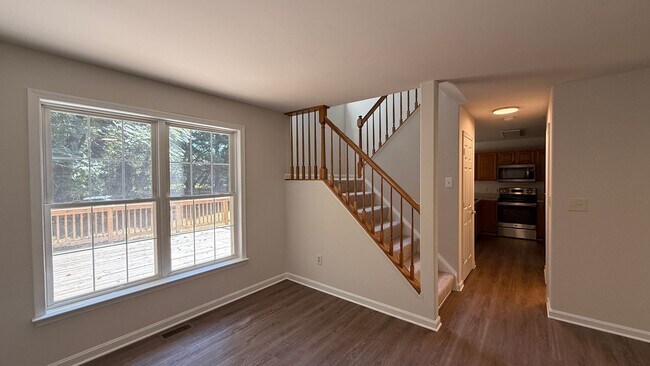 Foto del edificio - Stafford Single Family Home with Garage