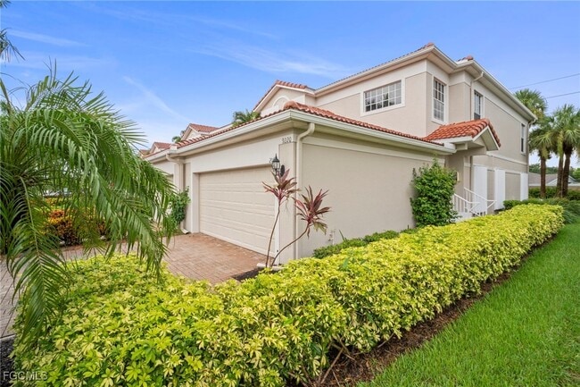 Building Photo - 9220 Belleza Way