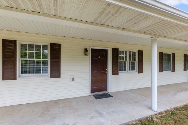 Foto del edificio - 155 Lavender Ln