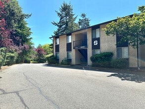 Building Photo - 14441 127th Ln NE