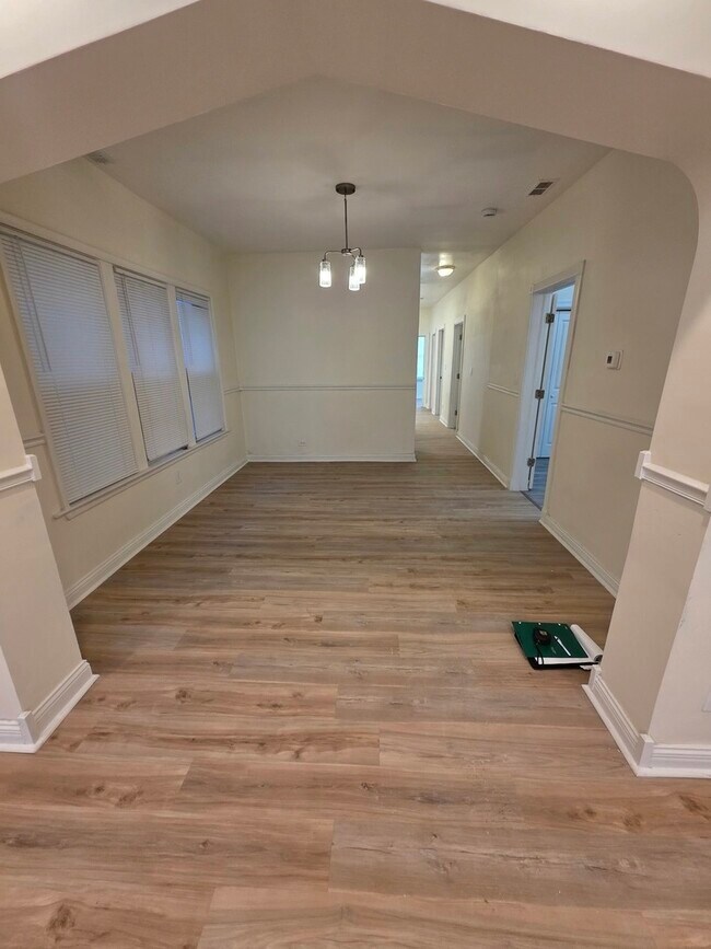 Foto del edificio - 10548 S Ave J