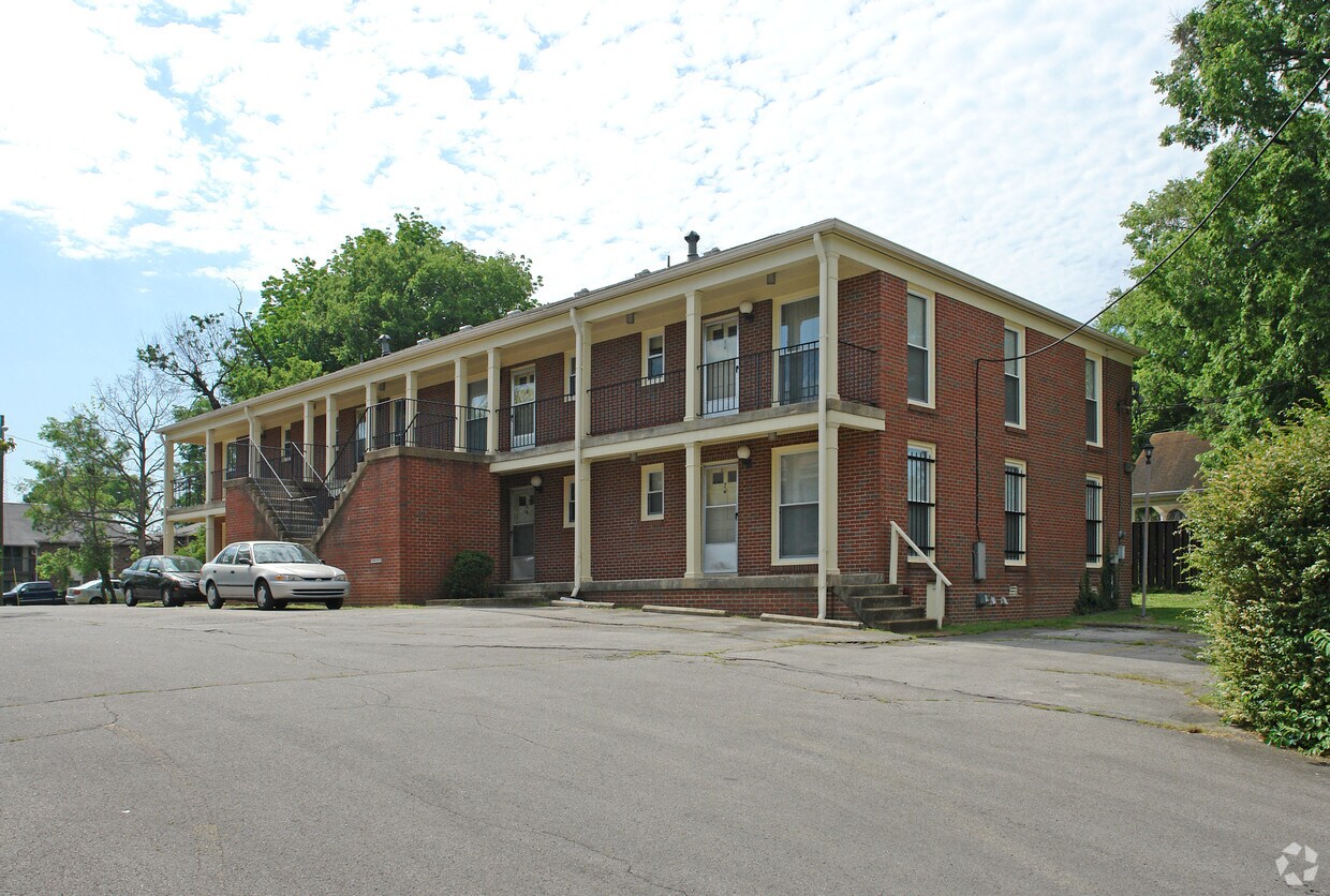 Primary Photo - 1901 Convent Pl