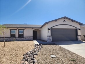 Building Photo - 6146 Springsteen Pl