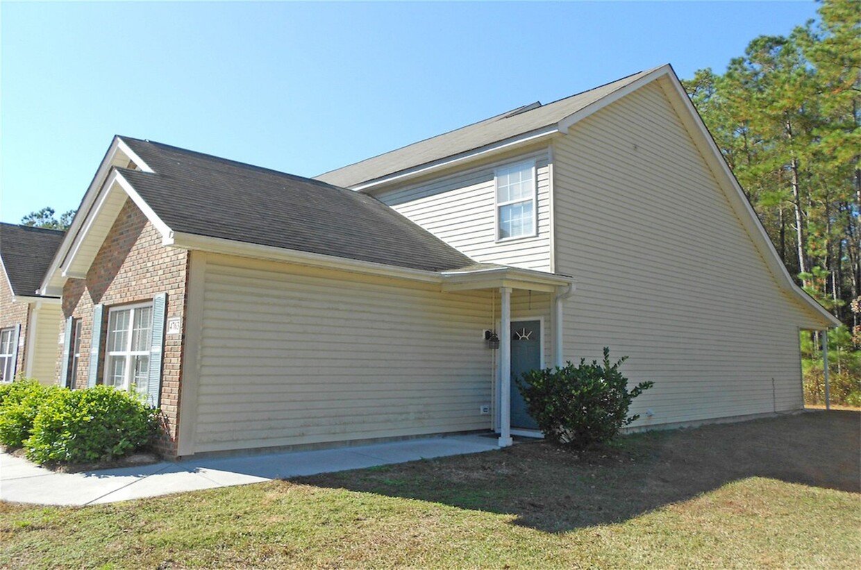 Foto principal - 4763 Skillmaster Court, North Charleston, ...