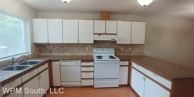 Building Photo - 3 br, 2 bath House - 1101 37th Street SE #601