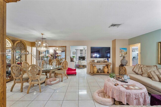 Foto del edificio - 5831 Taylor St