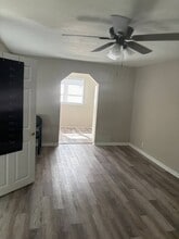 Building Photo - 12420 N Florida Ave