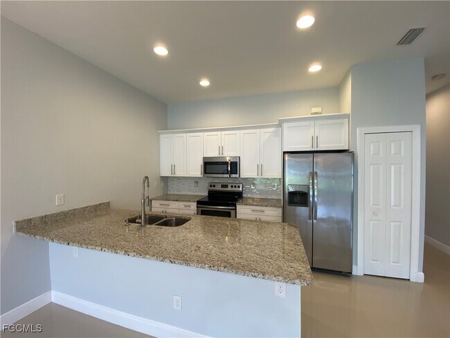 Foto del edificio - 255 SW 4th St