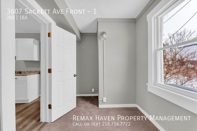 Building Photo - 3607 Sackett Ave