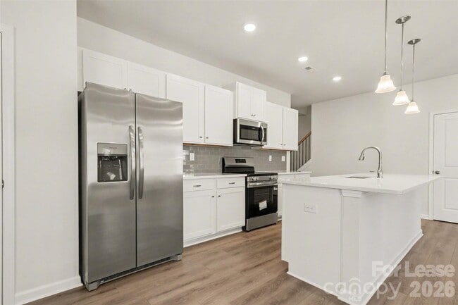 Building Photo - 1715 Troon Dr