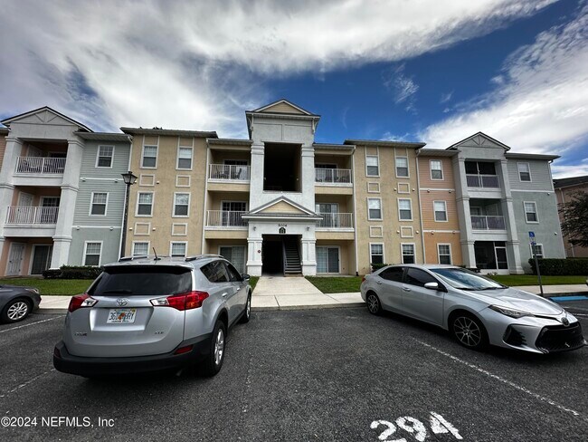 Building Photo - 5006 Key Lime Dr