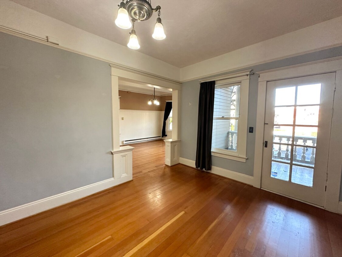 Foto principal - 2bdrm/1bath Condo in Vintage NW PDX Buildi...