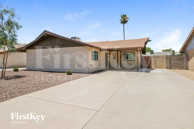 Foto del edificio - 4716 S Kenwood Ln
