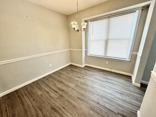 Foto del edificio - 3467 Waltham Cir