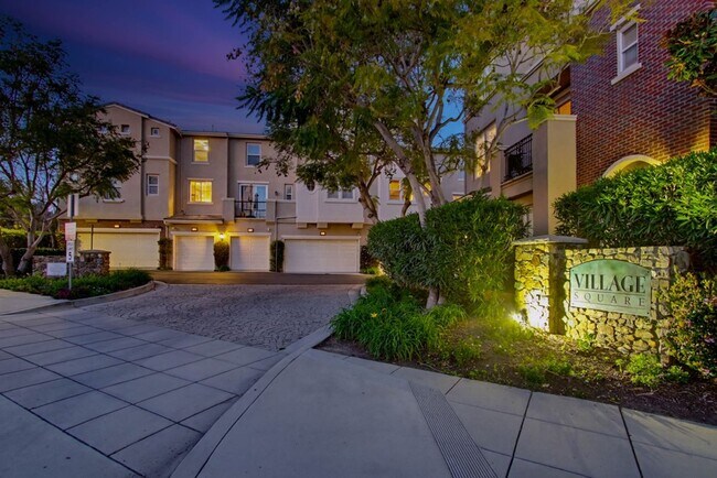 Foto del edificio - 2 Bedroom Townhome with Bonus Office in San Marcos