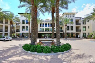 Building Photo - 8 Biltmore Estates Dr