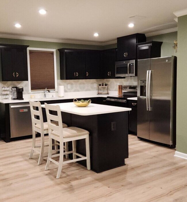 Foto del edificio - 1606 Raven Way