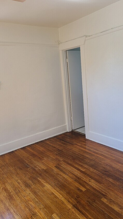 Foto del edificio - 1273 N Berendo St