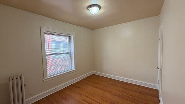 Foto del edificio - 5304 W Potomac Ave