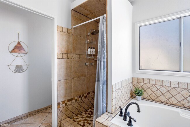 Foto del edificio - 4 br, 3 bath House - 46374 Willow Lane