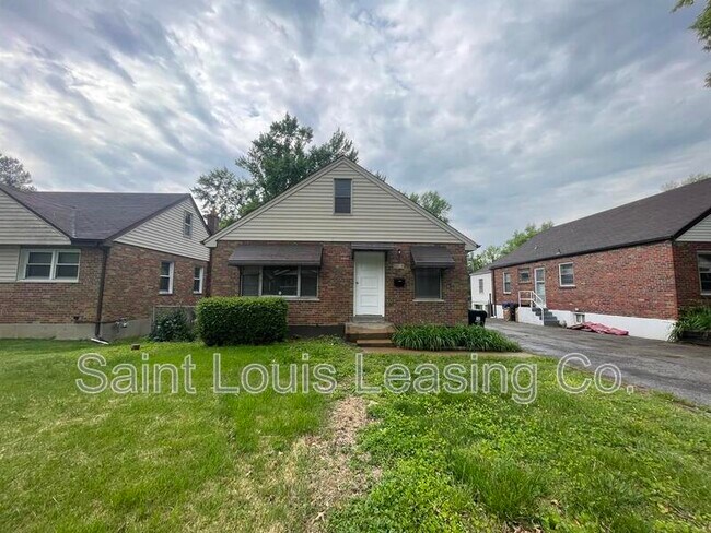Building Photo - 6918 Etzel Ave