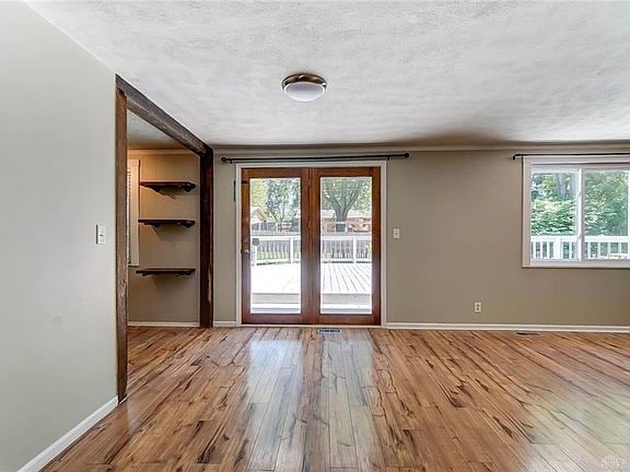 Building Photo - 3008 E Rahn Rd