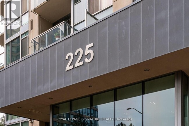 Building Photo - 225-1225 Webb Dr