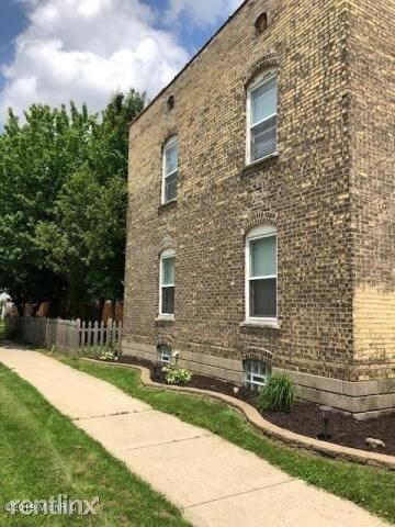 Building Photo - 2 br, 1 bath  - 126 W Washington St 1 W