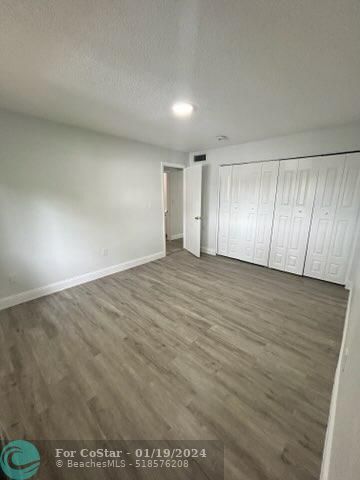 Foto del edificio - 6601 SW 46th St