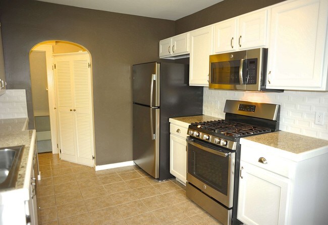 Foto del edificio - 1213 Lake Michigan Dr NW