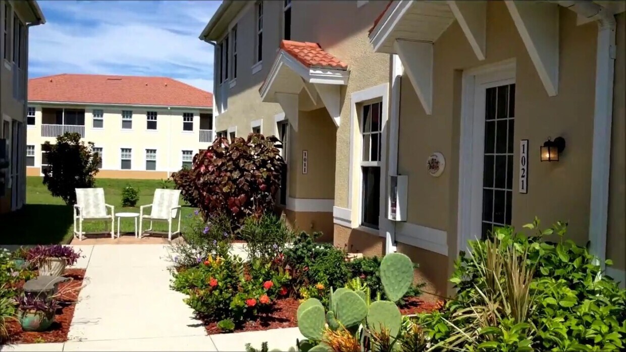 Foto del edificio - 240 West End Dr