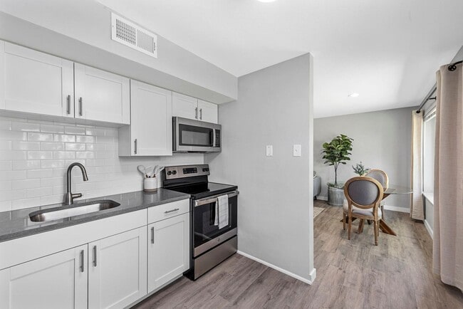 Interior Photo - 7201-05 Gravois Apartments