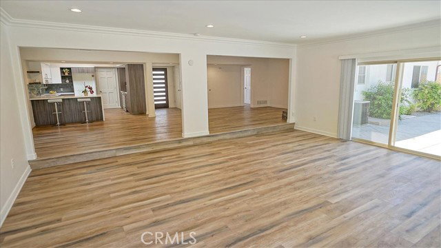 Foto del edificio - 10901 Canby Ave