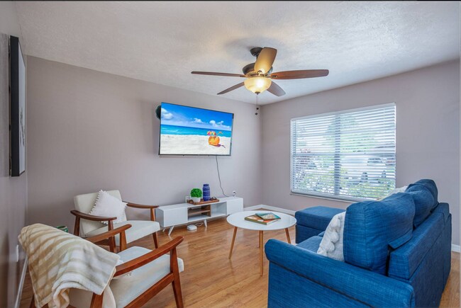 Foto del edificio - 5876 Countrywood Dr