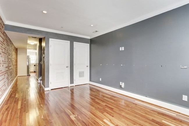 Foto del edificio - 1120 K St SE
