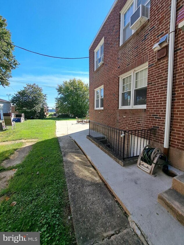 7223 Dungan Rd, Philadelphia, PA 19111 House Rental in Philadelphia